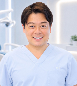 院長・歯科医師　浜中大輔